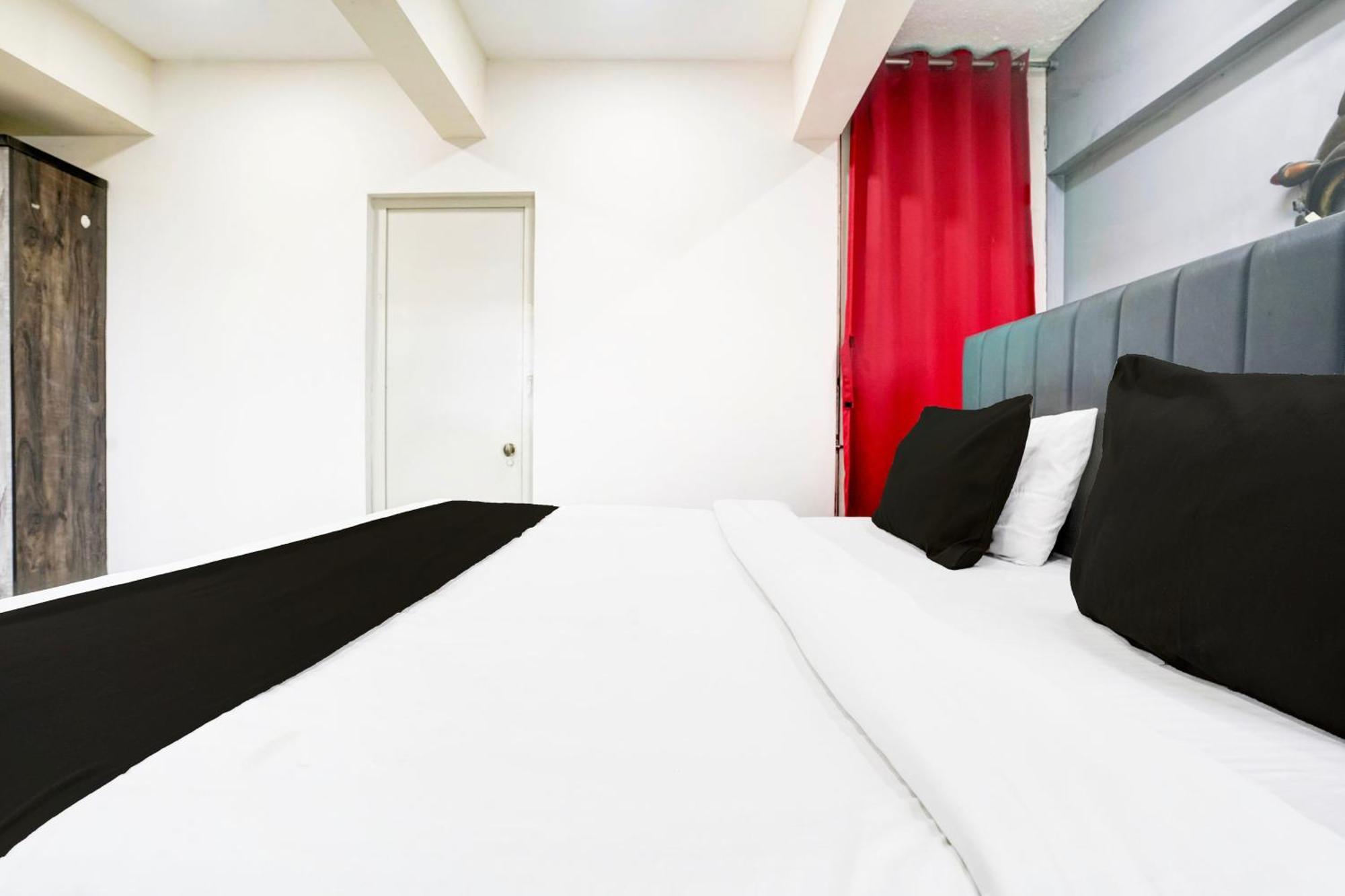 Super Hotel O Seawoods Near Palm Beach Road Formerly Sai Roop Νάβι Μουμπάι Εξωτερικό φωτογραφία