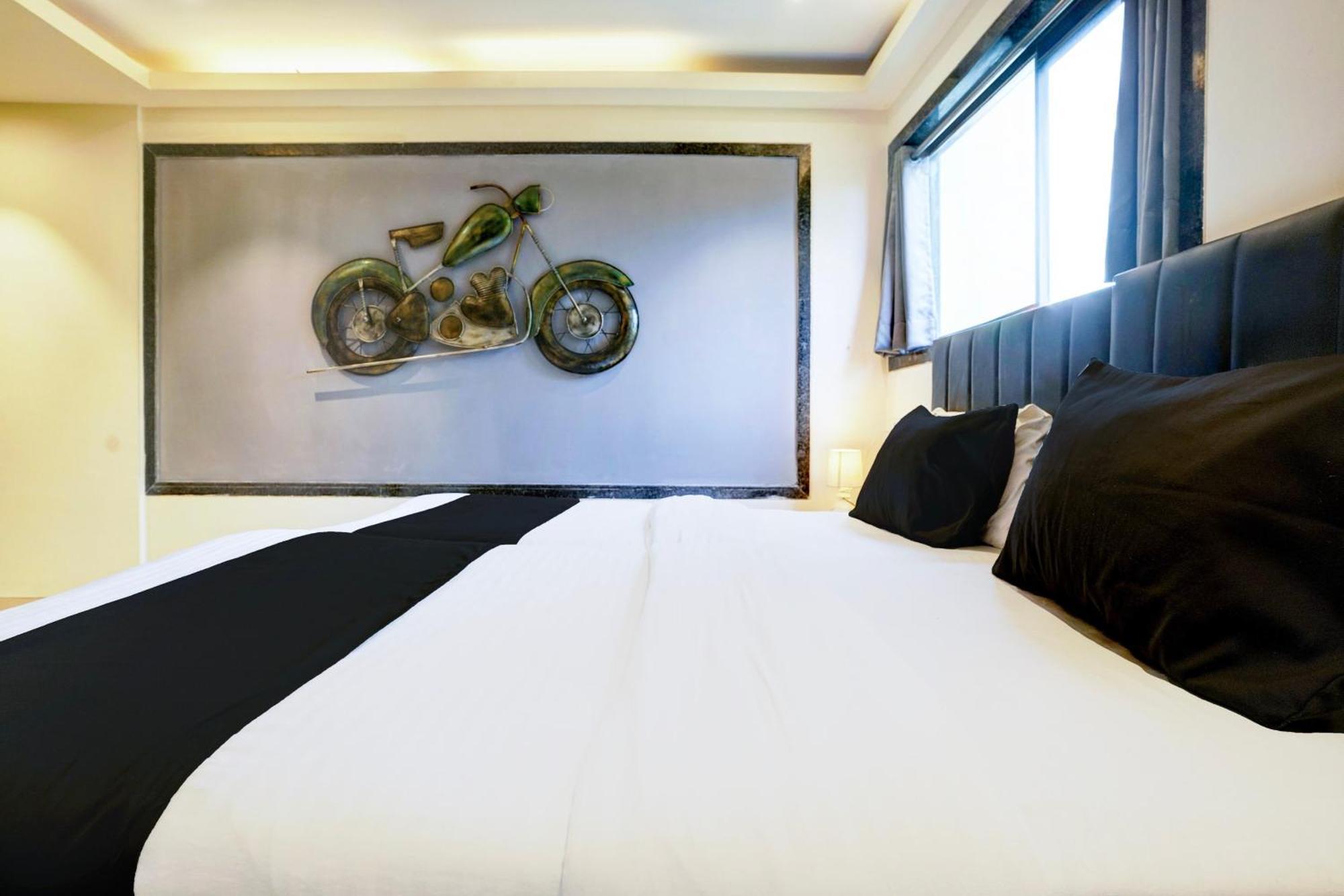 Super Hotel O Seawoods Near Palm Beach Road Formerly Sai Roop Νάβι Μουμπάι Εξωτερικό φωτογραφία