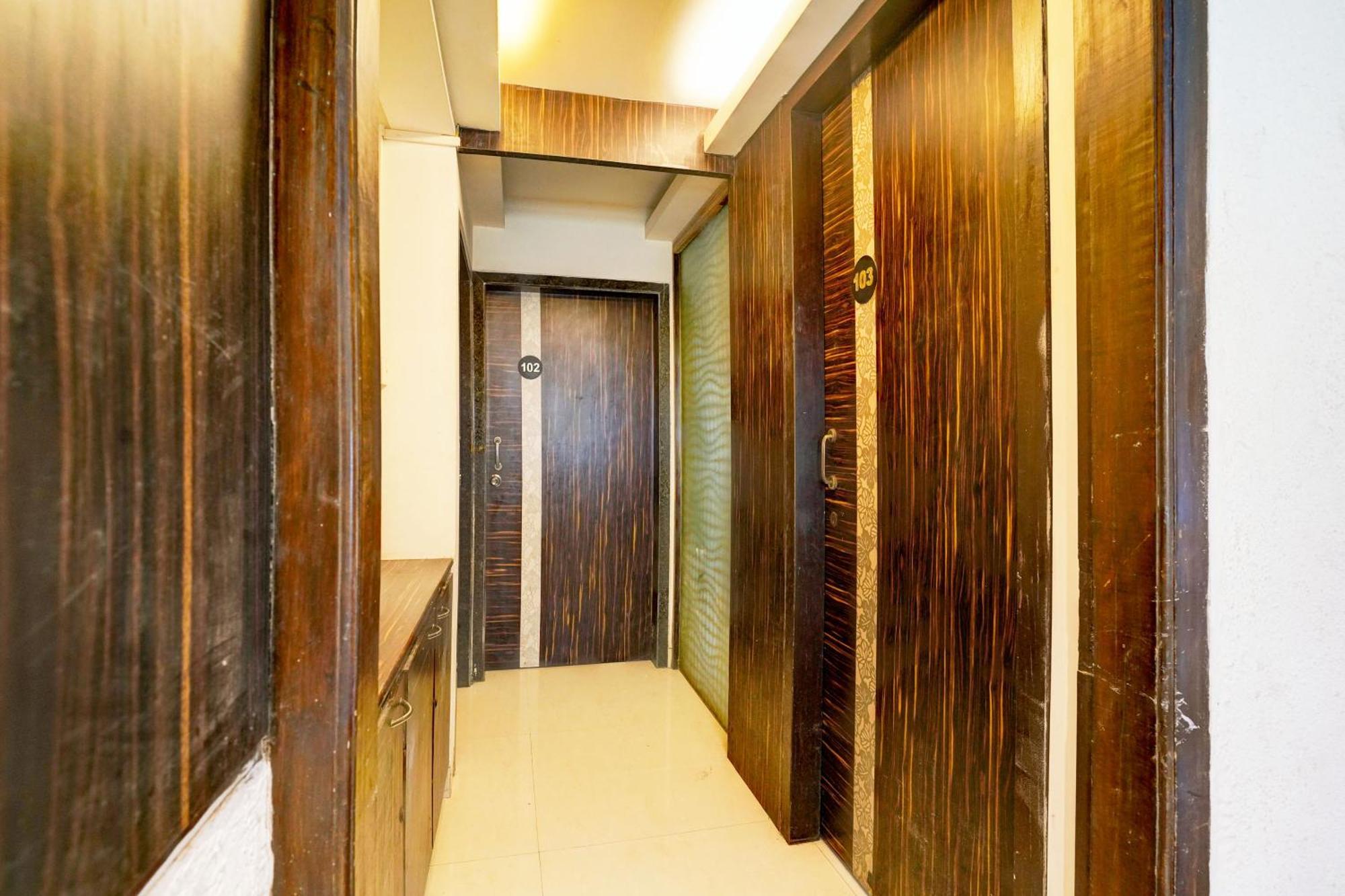 Super Hotel O Seawoods Near Palm Beach Road Formerly Sai Roop Νάβι Μουμπάι Εξωτερικό φωτογραφία