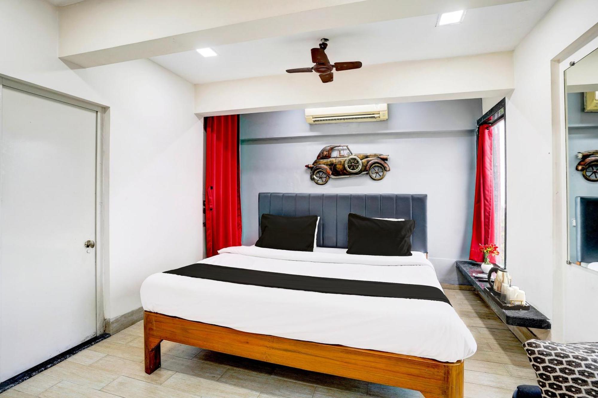 Super Hotel O Seawoods Near Palm Beach Road Formerly Sai Roop Νάβι Μουμπάι Εξωτερικό φωτογραφία